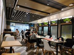 大堂-肯德基(宝利丰店)