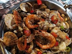 -东来菜馆•手抓海鲜家常菜•海鲜锅贴(鸽子窝店)