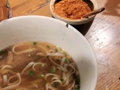 -矮子粉店1985·长沙米粉(湘春路店)