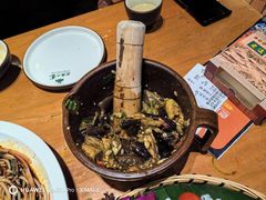 昭通烧椒拌茄子-老滇山寨•云南特色菜•地方菜•民族风情歌舞表演(金碧店)