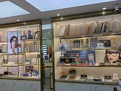 -世纪大明眼镜·林德伯格·蔡司官方授权店(武昌旗舰店)