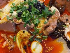 -成都你六姐·牛肉冒菜(城市集市合生汇店)