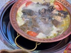-阿婆情腊排骨火锅(金虹路店)