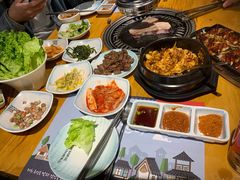 -唯成•韩国炭火烤肉 유성고기