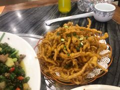 油炸金针菇-江湖黑大兔(杨家坪店)
