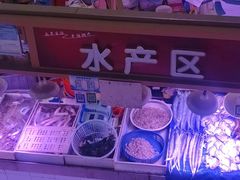 -滨海新区濒开里菜市场