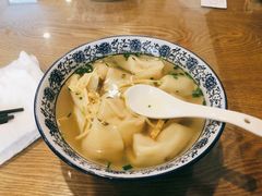 -绿杨馄饨店(湖滨新天地店)