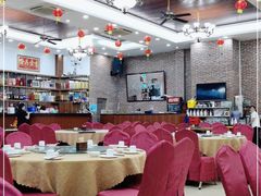 大堂-一品美食城(石碣序伦小学店)