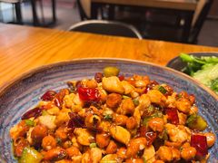 -十三式重庆江湖菜(金茂览秀城店)