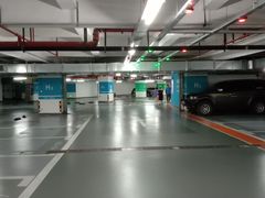 -龙湖虹桥天街-停车场