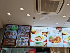 -小杨生煎(金山百联购物中心3楼店)