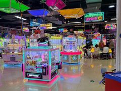 -直通车欢聚中心(崇州万达店)