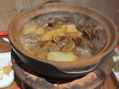 -阿润打边炉·鲜切鸡煲(华漕店)