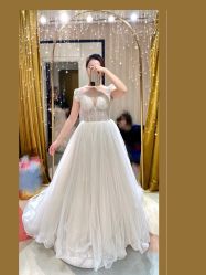 -LA GRACE高端婚纱礼服定制馆