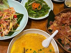 -老滇山寨•云南特色菜•地方菜•民族风情歌舞表演(金碧店)