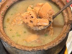 -霄汉牛三鲜湖北砂锅菜(万松园2店)