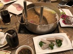 -四季火锅酒家(新濠影汇店)