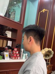 -绅仕門男士理发馆