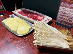 -沙胆彪炭炉牛杂煲(成都玉林店)