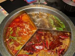 -廖掌柜·重庆鲜货火锅(上海首店)