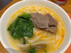 -亚龙湾希尔顿自助餐厅·海鲜·烧烤·沙滩BBQ·现场乐队