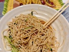 -肥肥虾庄·金牌油焖大虾(杨园滨江时代walk店)