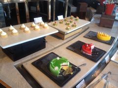 -锦厨国际自助餐厅 · 云端景观 (昆明索菲特大酒店)