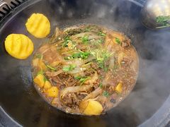 -靠山屯东北铁锅炖(东北菜，古美西路店)
