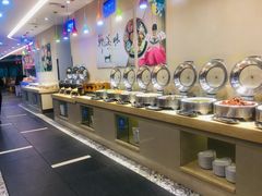 自助取餐区-爱尚客韩式烤肉自助餐厅(海口京华城店)