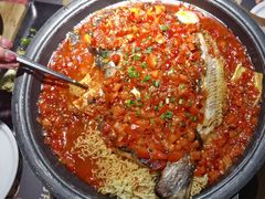 -吞鱼兽麻辣烤鱼(万达店)