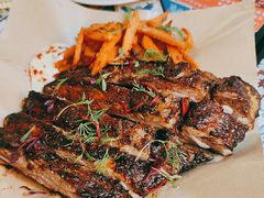 -LESCEDARS Brasserie Bistro香柏树