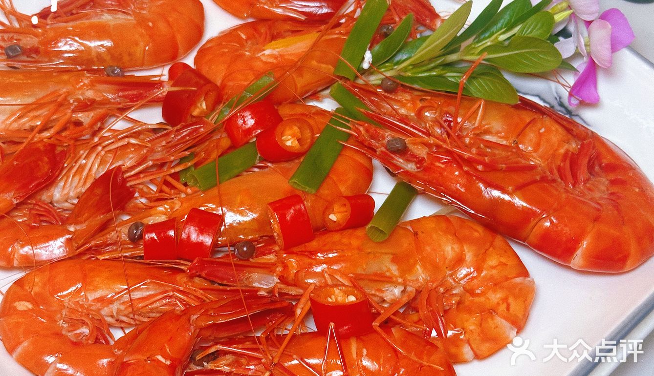 经朋友介绍了这家东山岛最有人气的海鲜排档，店面规模很大