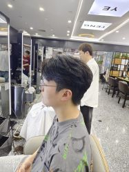 -藤野造型·烫·染发型设计店