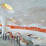 海风拂面的美景中享受午茶时光