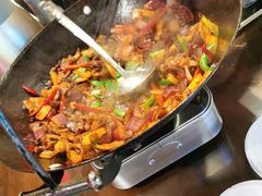 -富正毅三下锅·湘西韵味(天门山索道店)