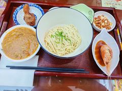 -百年老字号·观振兴蟹黄面·三虾面·苏式面(观前街富仁坊巷店)