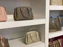 -COACH蔻驰(太古汇店)