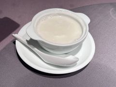 蛋白杏仁茶-新荣记(湾仔店)