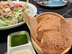 -DEEP·美式餐吧(五棵松华熙LIVE店)