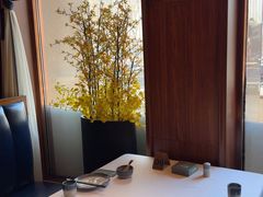 -八府香鸭·啫啫煲(华山路店)