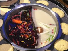 -三人行骨头王火锅(长寿店)
