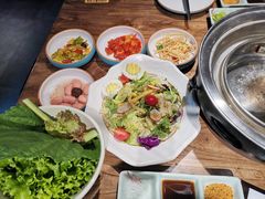 -明洞阿姨·韩式酱蟹烤肉·创意料理(三元桥店)