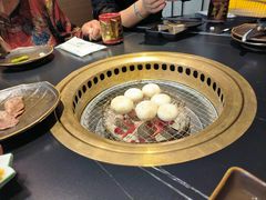 -山川小町·极番烧肉(新地假日广场店)