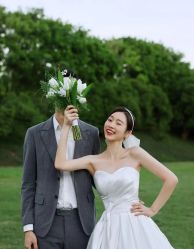 -索菲亚婚纱摄影