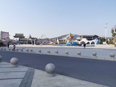 -融创茂-停车场