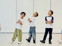 -飞童凡响艺术学校(松江区九里亭校区)