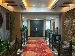 -山明水秀大饭店