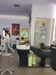 -BUTY HAIR 比帝专业烫染店