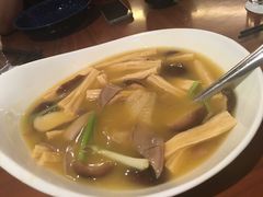 -华夏食府中餐厅(中原路店)