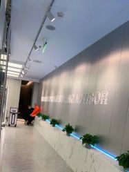 -PE SALON